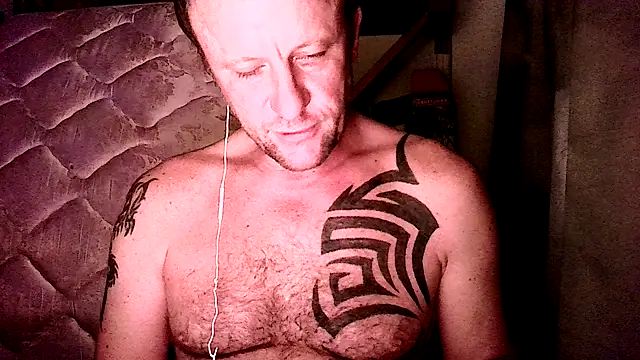 Snapshot of Yournaughty chatting on 07.19.26 Yournaughty online show from 07.19.26
