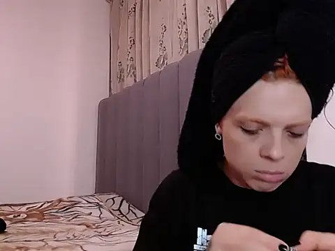 saara johnson496 online show from 04.19.26