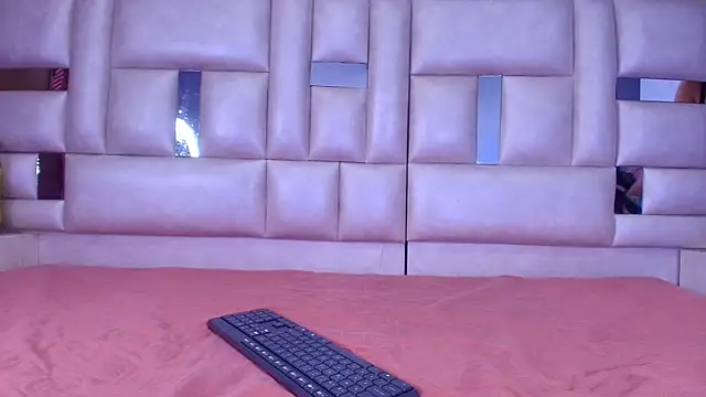 emmacurvy online show from 09.13.25