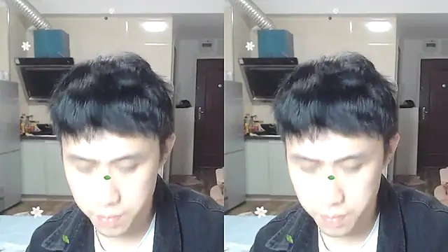 Snapshot of Azyrrgg chatting on 10.20.25 Azyrrgg online show from 10.20.25