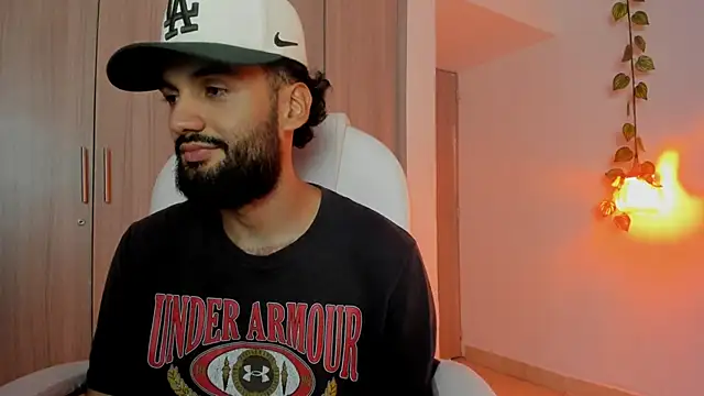 Ryan Jackson  online show from 09.10.25