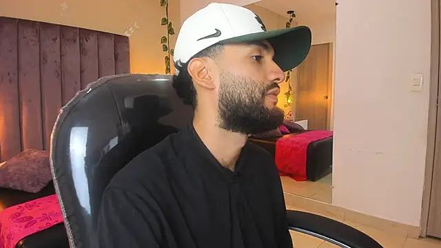 Ryan Jackson  online show from 11.06.25