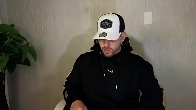 Ades Lowe online show from 10.11.25