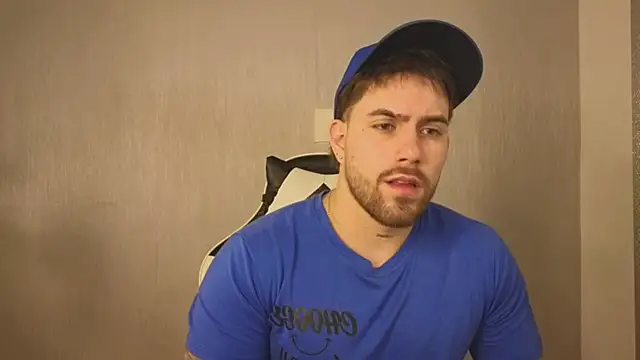 Ades Lowe online show from 11.12.25