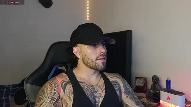 Ades Lowe online show from 02.24.26