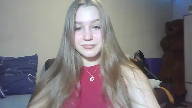 Snapshot of yourhoney_Lola_ chatting on 10.19.25 yourhoney Lola online show from 10.19.25