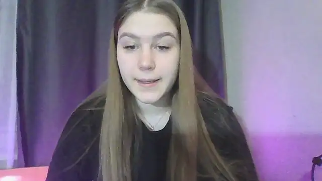 Snapshot of yourhoney_Lola_ chatting on 12.16.25 yourhoney Lola online show from 12.16.25