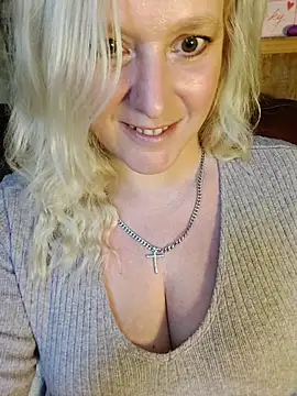 Bouncy-Bella28X online show from 11.06.25