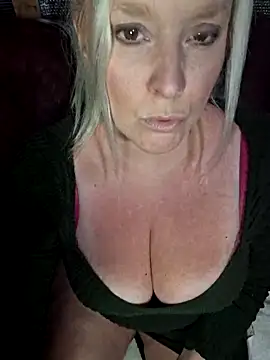 Bouncy-Bella28X online show from 06.03.26