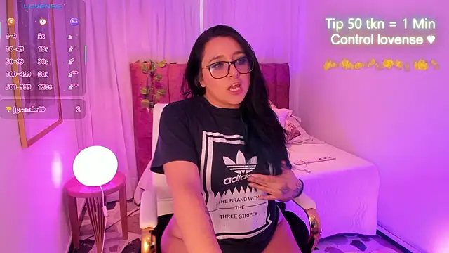 Snapshot of Cherry_blush_ chatting on 02.17.26 Cherry blush online show from 02.17.26