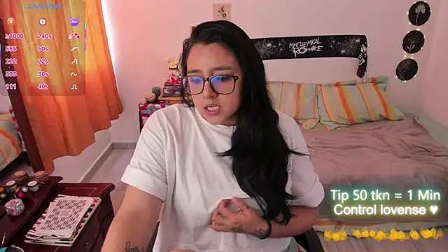 Snapshot of Cherry_blush_ chatting on 02.24.26 Cherry blush online show from 02.24.26