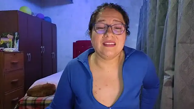 scarlett widow  online show from 02.22.26