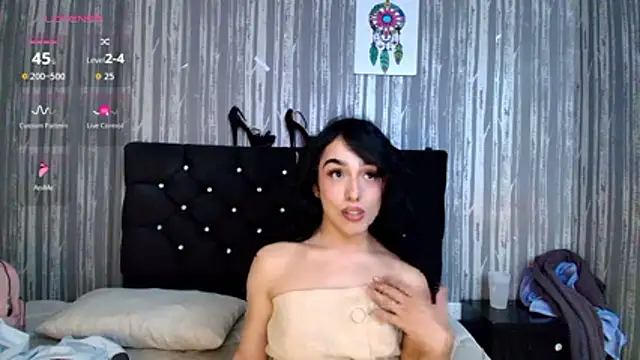 Alicee Moonn online show from 12.19.25