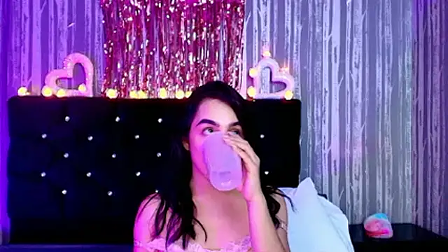 Snapshot of Alicee_Moonn chatting on 02.11.26 Alicee Moonn online show from 02.11.26