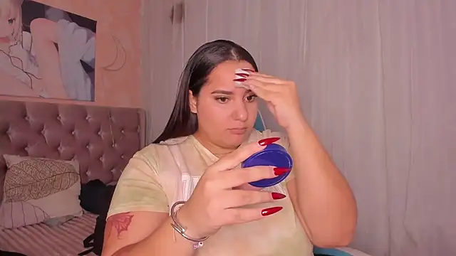 Snapshot of artemisa19 chatting on 11.16.25 artemisa19 online show from 11.16.25