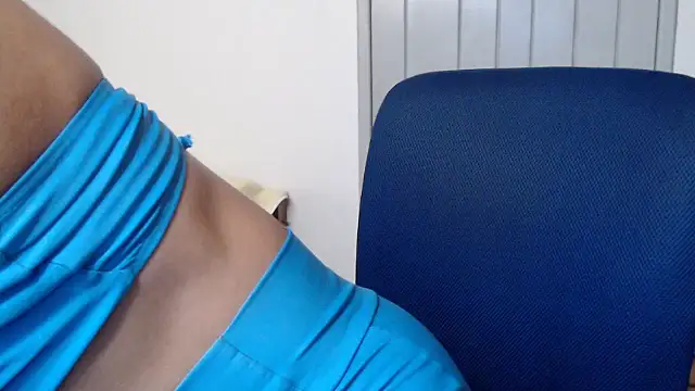 Snapshot of Stronggsexy chatting on 12.05.25 Stronggsexy online show from 12.05.25