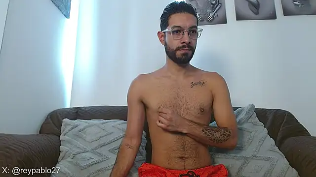 ReyPablo1 online show from 11.29.25