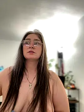 Alix Valentine online show from 10.05.25