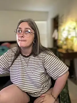 Alix Valentine online show from 12.20.25