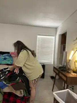 Alix Valentine online show from 04.18.26