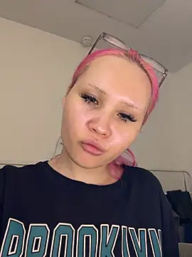 Snapshot of AsiaVegas chatting on 03.02.26 AsiaVegas online show from 03.02.26