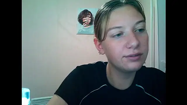 Lily Ember online show from 09.21.25