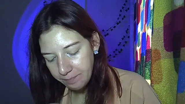 Lily Ember online show from 10.18.25