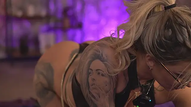 AlmaVelia online show from 10.02.25