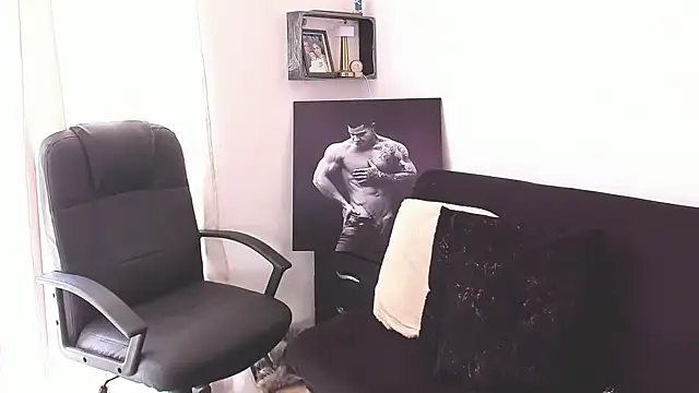 Marck Mathews online show from 09.09.25