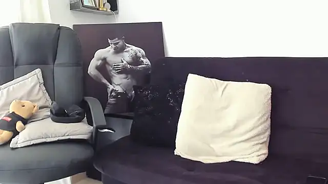 Marck Mathews online show from 09.17.25