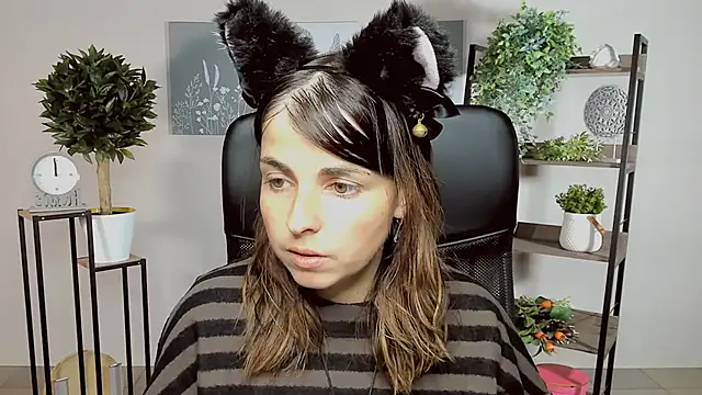 MartaEdams online show from 10.15.25