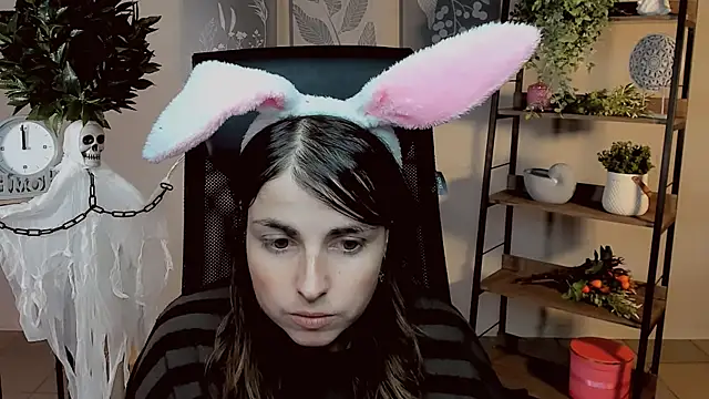 MartaEdams online show from 10.30.25