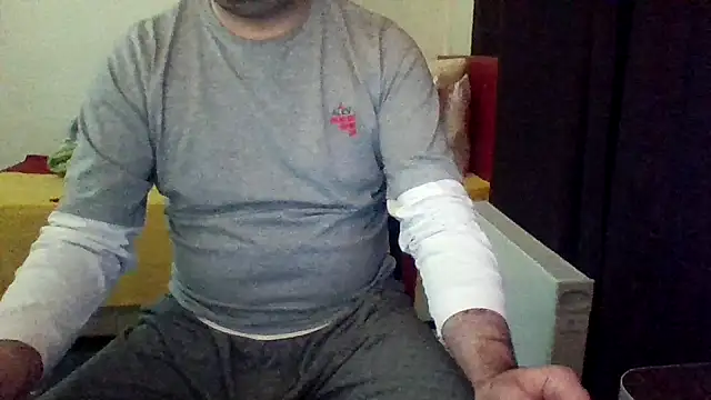 Snapshot of st206boy chatting on 02.22.26 st206boy online show from 02.22.26