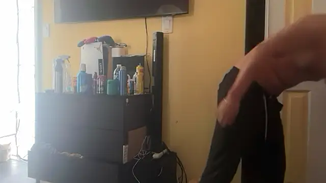 kSwisssxxx online show from 10.12.25