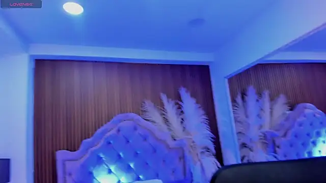 Snapshot of SelenaStonne chatting on 03.01.26 SelenaStonne online show from 03.01.26