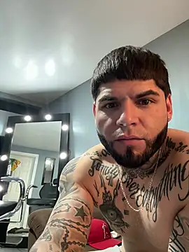 Snapshot of crazybarber69 chatting on 02.08.26 crazybarber69 online show from 02.08.26