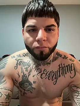 Snapshot of crazybarber69 chatting on 02.11.26 crazybarber69 online show from 02.11.26