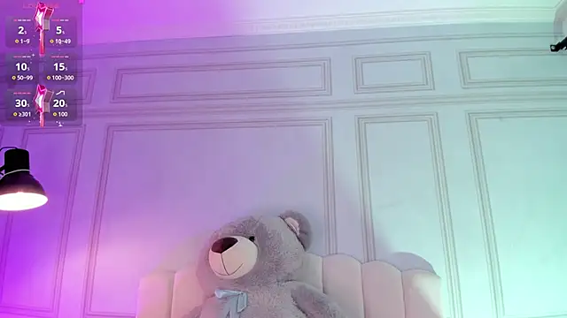 Kendall Jonss1 online show from 11.29.25