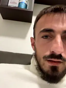 mario231197 online show from 10.19.25