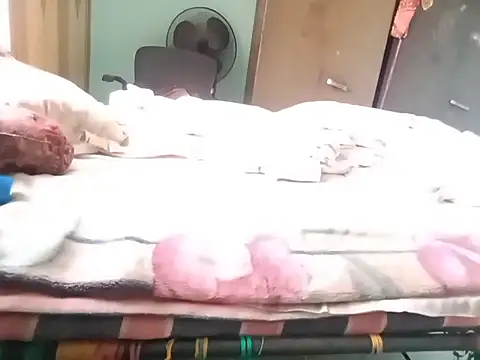 Sassy Indianbhabi online show from 12.14.25