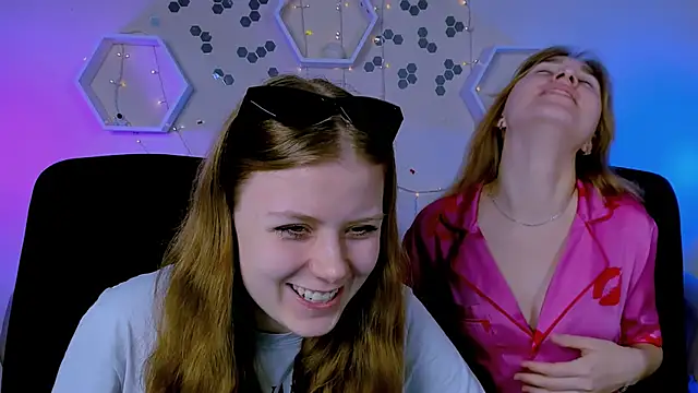 foxy tease  online show from 11.07.25