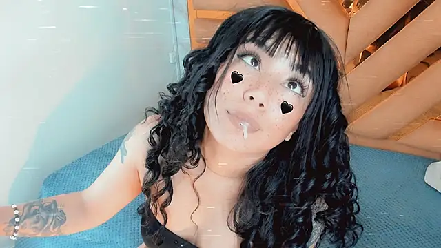 Snapshot of Soleil_66 chatting on 02.06.26 Soleil 66 online show from 02.06.26