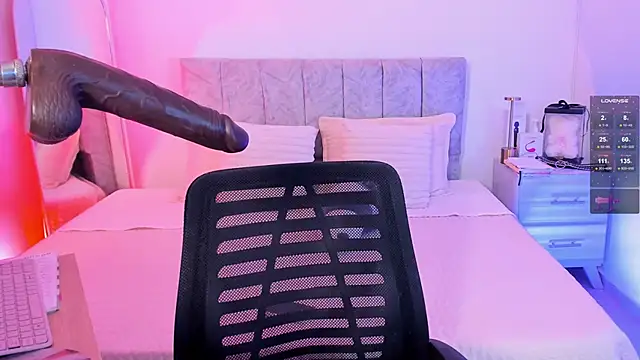 Snapshot of Taylormaxwell chatting on 02.05.26 Taylormaxwell online show from 02.05.26