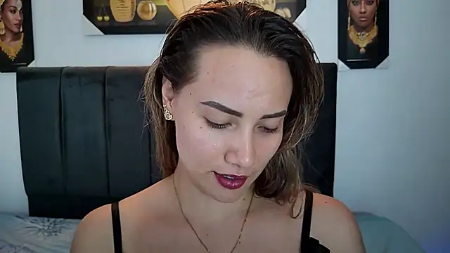 Snapshot of cieloDal chatting on 11.26.25 cieloDal online show from 11.26.25