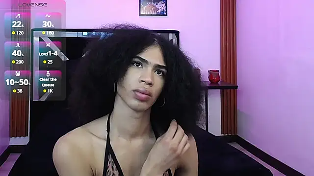 Snapshot of FELINEXOXO chatting on 11.13.25 FELINEXOXO online show from 11.13.25