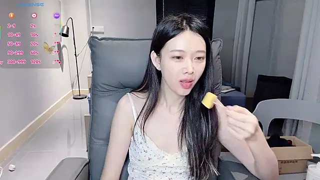 NiNi-baby520 online show from 12.02.25