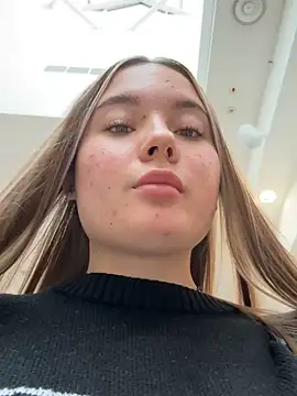 Snapshot of StephanieMur chatting on 10.10.25 StephanieMur online show from 10.10.25