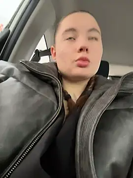 StephanieMur online show from 11.26.25