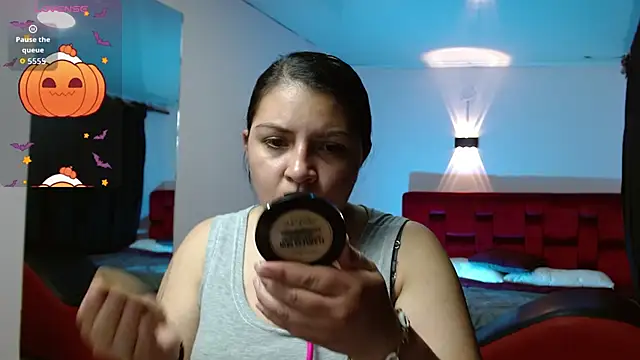 Sahamara 07 online show from 10.22.25