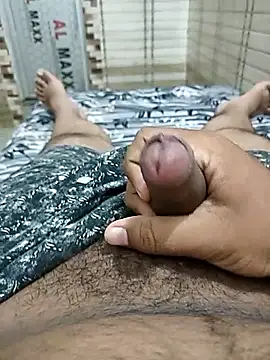 brownbear6 online show from 10.04.25